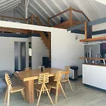 Jolie Villa Proche De La Plage
